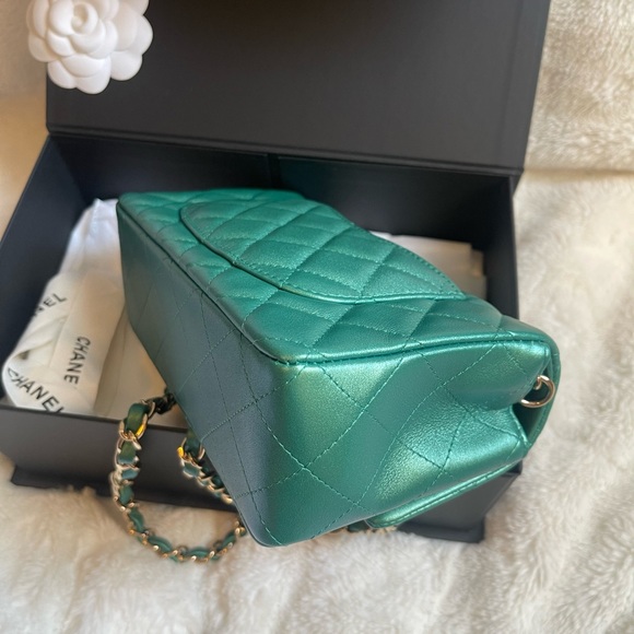 Chanel Mini Rectangular iridescent - Picture 11 of 11